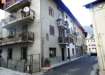 Foto 2 - Ufficio via Pierino Chanoux
 
26, Villeneuve - foto 2