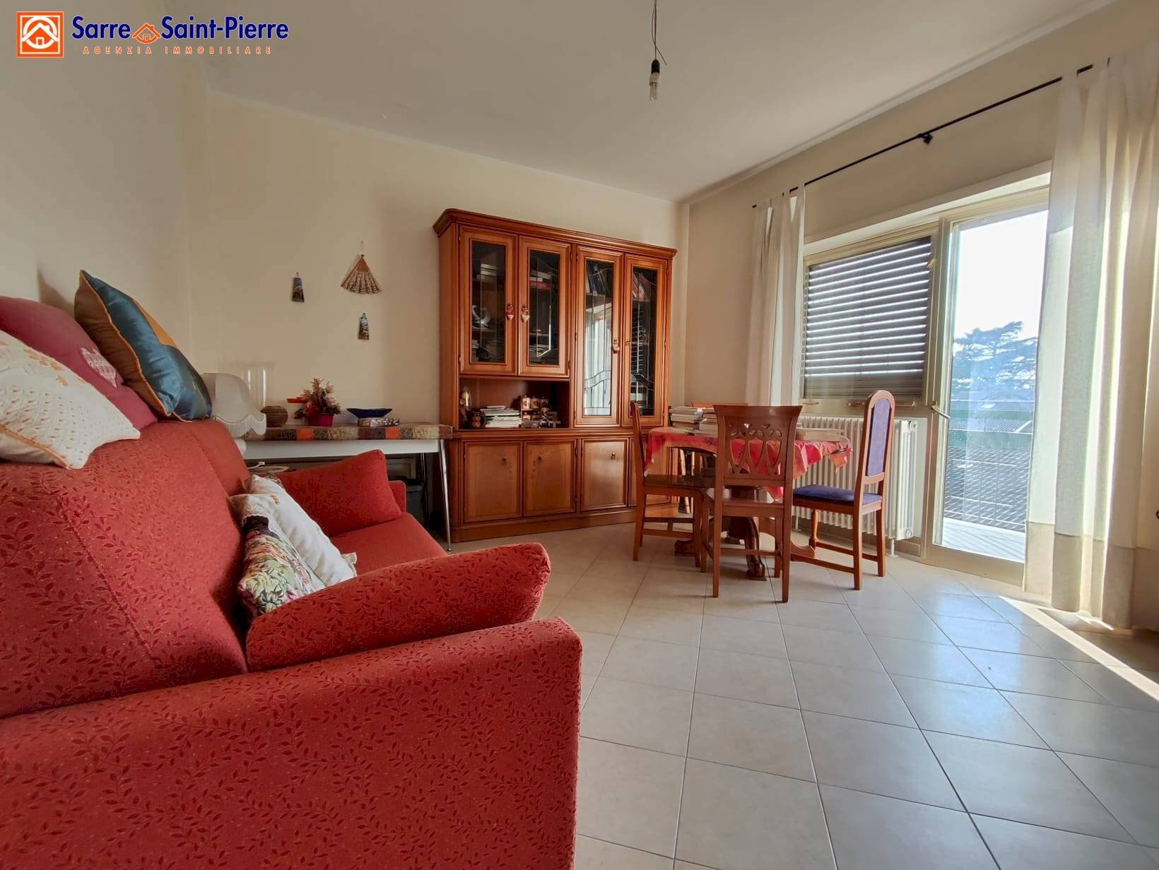 Foto 1 - Bilocale Piazza Zerbion
 
22, Saint-Vincent - foto 1