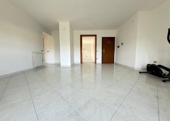 Foto 3 - Four-room apartment Via San Gennaro
 
33, Caserta - photo 3