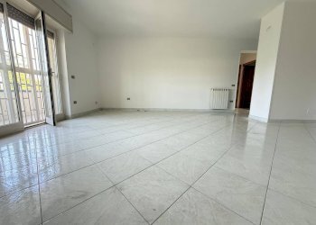 Foto 5 - Four-room apartment Via San Gennaro
 
33, Caserta - photo 5
