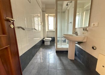 Foto 19 - Four-room apartment Via San Gennaro
 
33, Caserta - photo 19