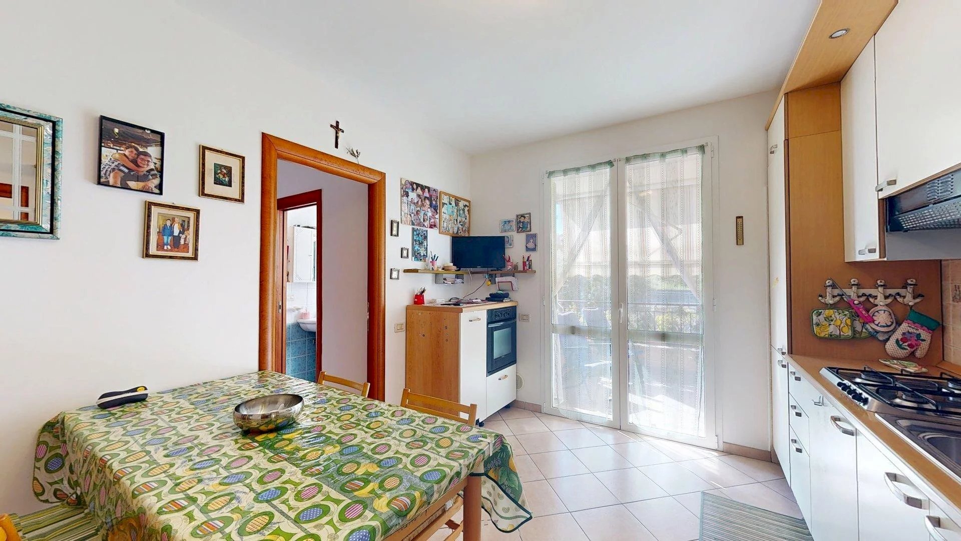 Three-room apartment Via Madonna degli Angeli, Borghetto Santo Spirito - photo 3