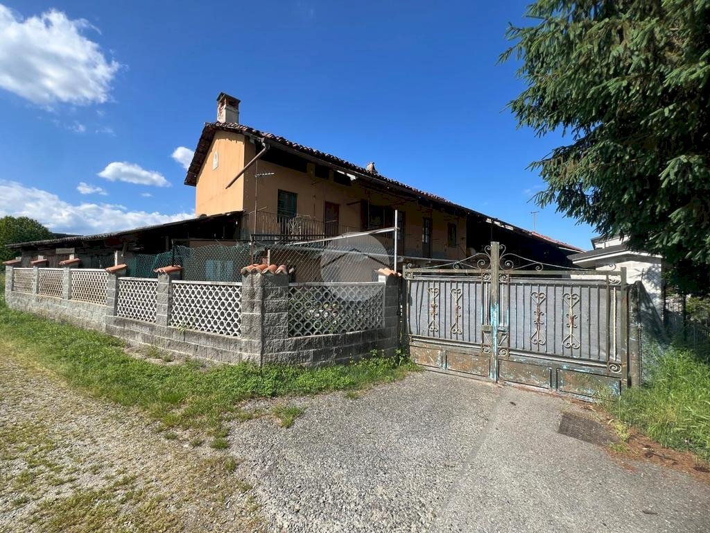 Rustic Via 4 novembre, Borgaro Torinese - photo 1