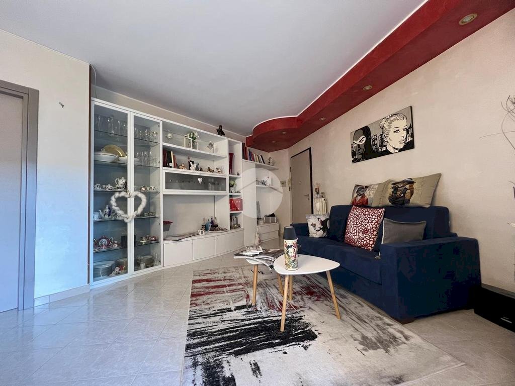 Four-room apartment Via garibaldi, Borgaro Torinese - photo 2