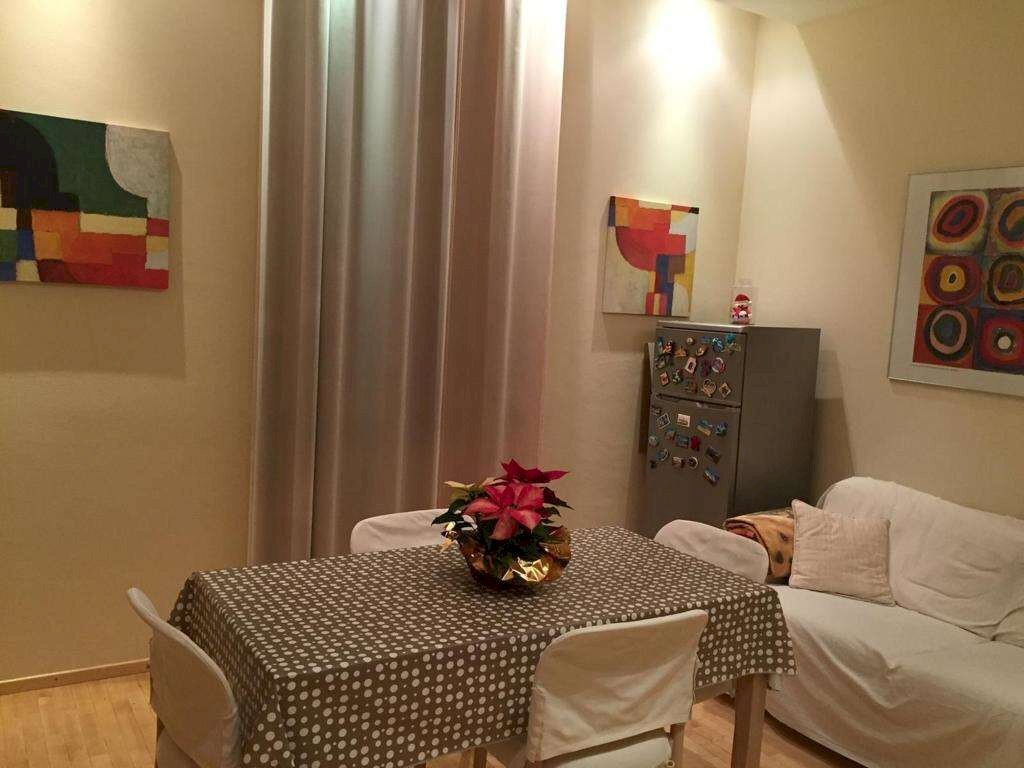 Two-room apartment Modena (neighborhood Centro Storico) - photo 2