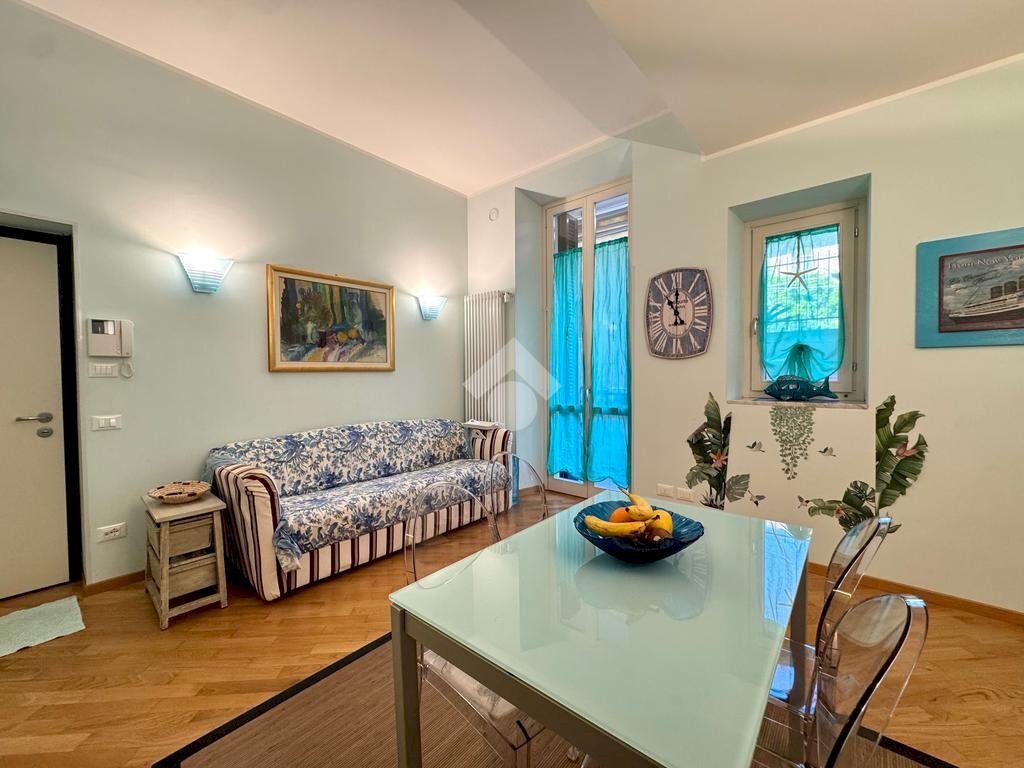 Three-room apartment Viale D. Hanbury, Alassio - photo 3