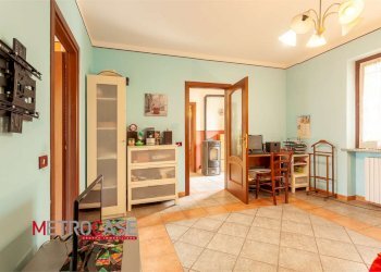 Portion of a house Via Della Chiesa, Isolabella - photo 31