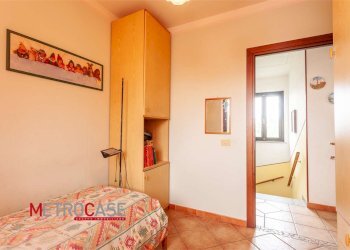 Portion of a house Via Della Chiesa, Isolabella - photo 48