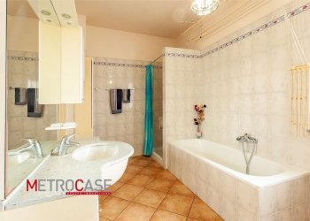 Portion of a house Via Della Chiesa, Isolabella - photo 49