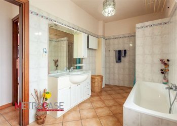 Portion of a house Via Della Chiesa, Isolabella - photo 50