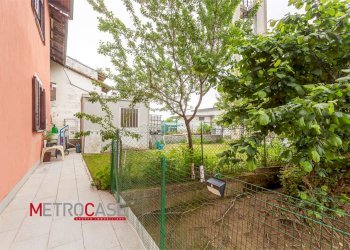 Portion of a house Via Della Chiesa, Isolabella - photo 60