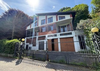 Villa Regione Piani, Val di Chy - foto 1