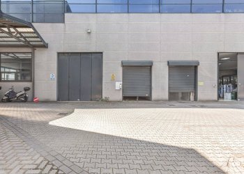 Foto 4 - Laboratorio via Raffaello Sanzio
 
19, Villasanta - foto 4