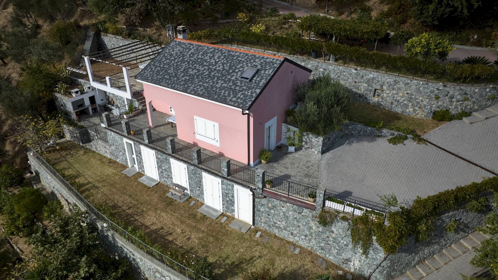 Esterno - Villa Via Dei Siri
131, Albisola Superiore - foto 2