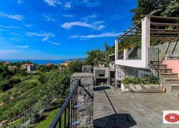 Terrazza panoramica - Villa Via Dei Siri
 
131, Albisola Superiore - foto 9