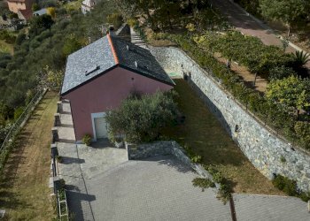 Esterno - Villa Via Dei Siri
 
131, Albisola Superiore - foto 49