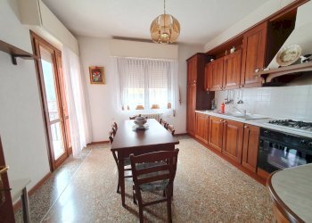 Foto 2 - Villa Lodrino - photo 2