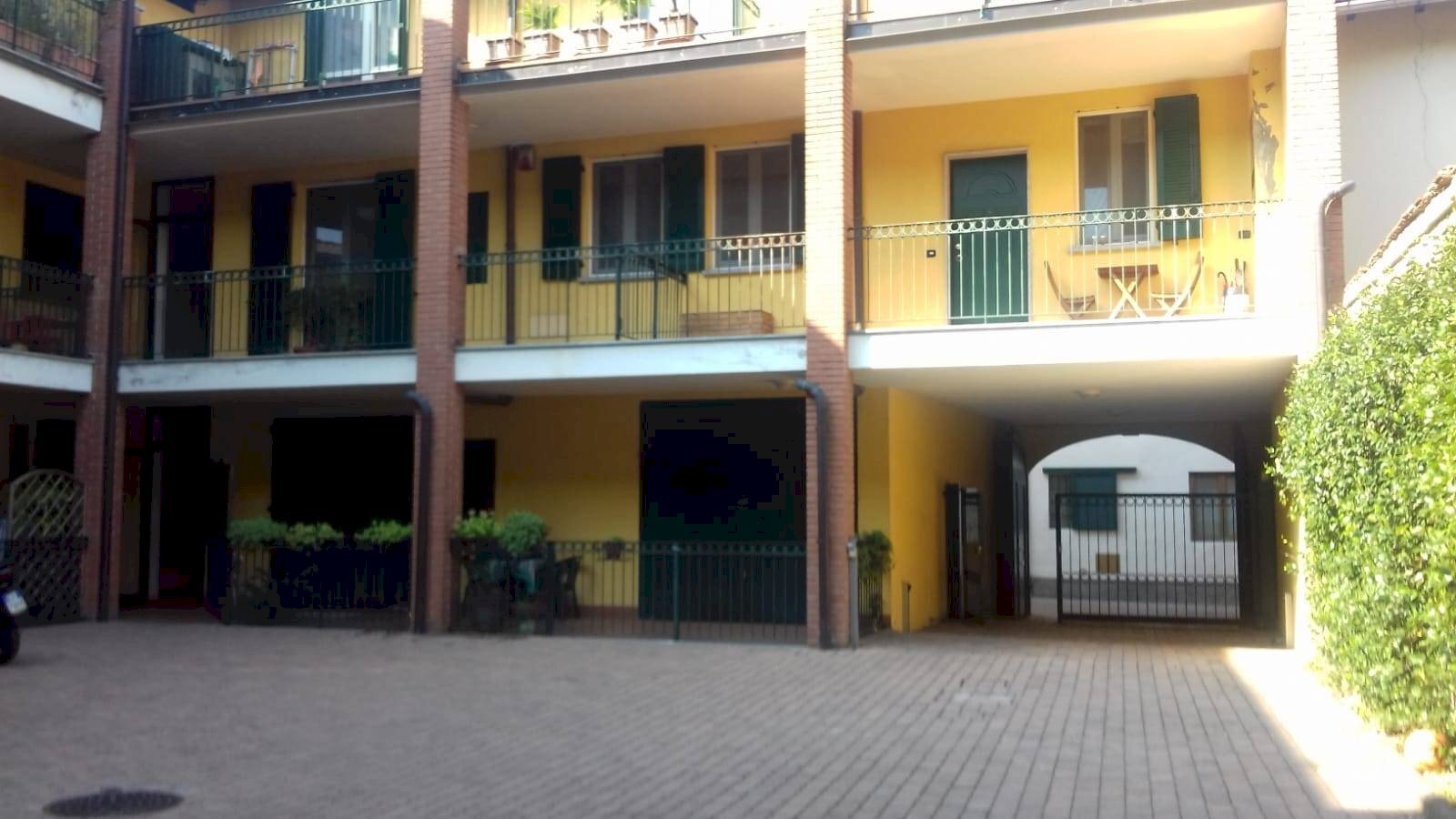 Foto 1 - Trilocale Pirovano Visconti
 
3, Vedano Olona - foto 1