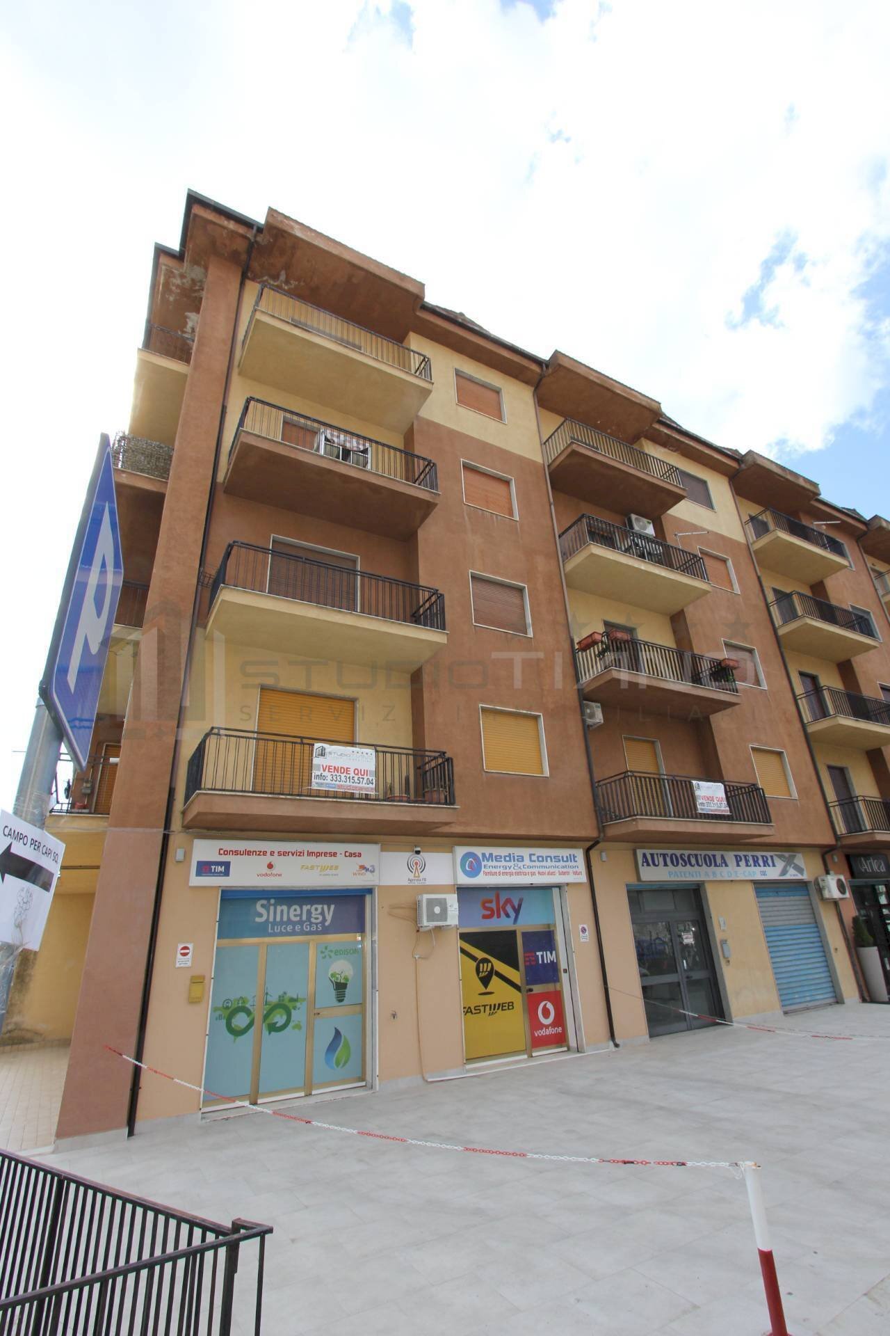 Foto 1 - Appartamento VIA ALCIDE DE GASPERI
 
17, Rogliano - foto 1