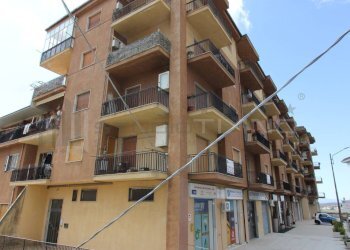 Foto 2 - Appartamento VIA ALCIDE DE GASPERI
 
17, Rogliano - foto 2