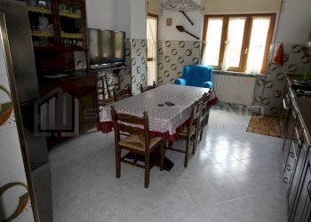 Foto 7 - Appartamento VIA ALCIDE DE GASPERI
 
17, Rogliano - foto 7