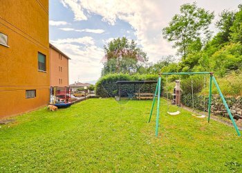 Giardino - Quadrilocale Via Ugo Foscolo
 
2, Gemonio - foto 25