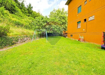 Giardino - Quadrilocale Via Ugo Foscolo
 
2, Gemonio - foto 26