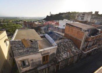 Edificio all\'aperto - Casa indipendente via circonvallazione
 
115, Paterno - foto 36