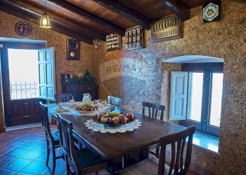 Sala da pranzo - Casa indipendente Via Vittorio Emanuele
 
19, Cerami - foto 17