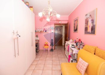 Sala da pranzo - Quadrilocale Viale San Teodoro
 
19, Catania - foto 11