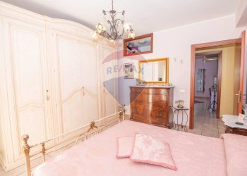 Camera / camera da letto - Quadrilocale Viale San Teodoro
 
19, Catania - foto 15