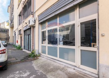 Edificio all\'aperto - Commercial Premises Via Nazionale
5, Motta Sant'Anastasia - photo 31