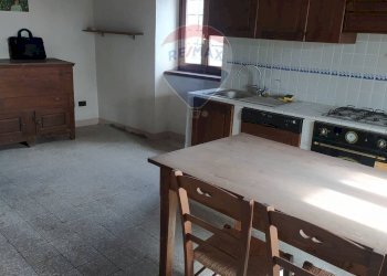Cucina - Casa semi indipendente Loc. Villa di Compito
 
16, Chiusi della Verna - foto 6
