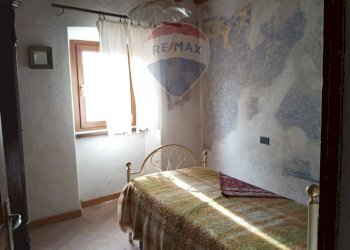 Camera / camera da letto - Casa semi indipendente Loc. Villa di Compito
 
16, Chiusi della Verna - foto 14