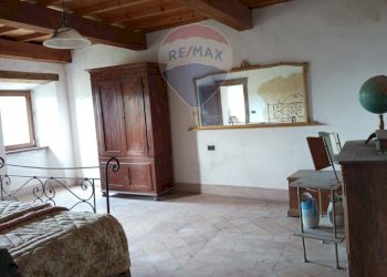 Camera / camera da letto - Casa semi indipendente Loc. Villa di Compito
 
16, Chiusi della Verna - foto 16