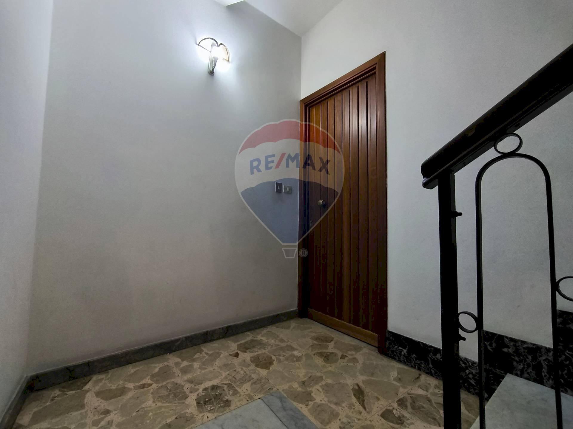 Hall / corridoio - Four-room apartment via Ischia
 
20, Giardini-Naxos - photo 3