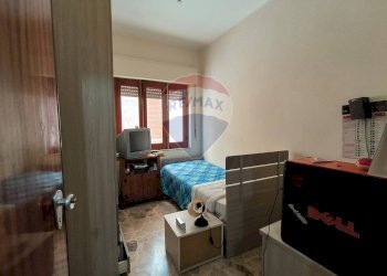 Camera / camera da letto - Quadrilocale via Ischia
 
20, Giardini-Naxos - foto 10