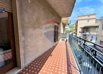 Balcone - Quadrilocale via Ischia
 
20, Giardini-Naxos - foto 15