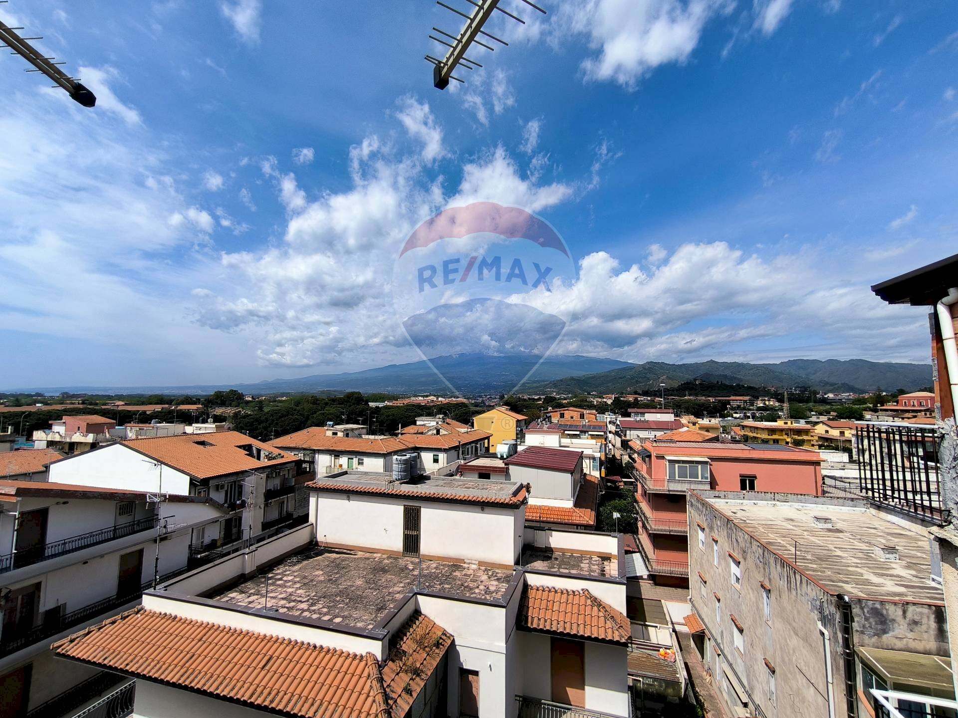 Edificio all\'aperto - Appartamento Via Ischia
 
20, Giardini-Naxos - foto 2