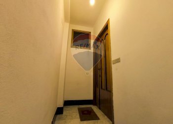 Hall / corridoio - Appartamento Via Ischia
 
20, Giardini-Naxos - foto 5