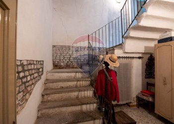 Scale - Rustico Via Torre Angiolini
 
28, Torre de' Picenardi - foto 19