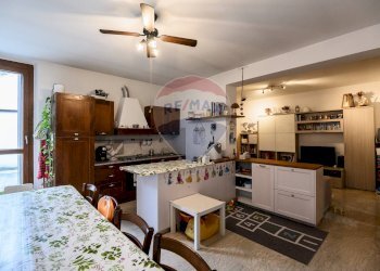 Cucina - Appartamento Via Bixio
 
2, Guastalla - foto 10