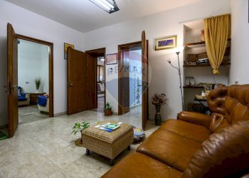 Soggiorno - Appartamento Via Bixio
 
2, Guastalla - foto 23