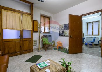 Soggiorno - Appartamento Via Bixio
 
2, Guastalla - foto 24