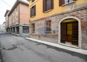 Edificio all\'aperto - Appartamento Via Bixio
 
2, Guastalla - foto 4