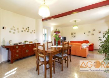 Foto 9 - Casa indipendente Via delle Querce
 
2, Momperone - foto 9