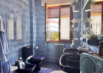 Bagno - Casa indipendente via gramsci
 
5, Dormelletto - foto 12