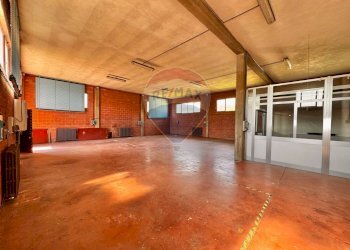 Parcheggio - Casa indipendente via gramsci
 
5, Dormelletto - foto 26