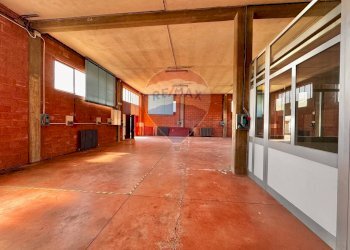 Parcheggio - Casa indipendente via gramsci
 
5, Dormelletto - foto 27