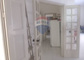 Hall / corridoio - Independent house VIA FIRENZE
 
15, Vittoria - photo 26